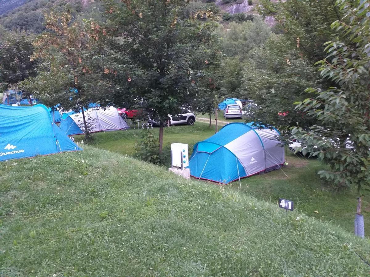 Camping Riu Gelat 호텔 에스포트 외부 사진