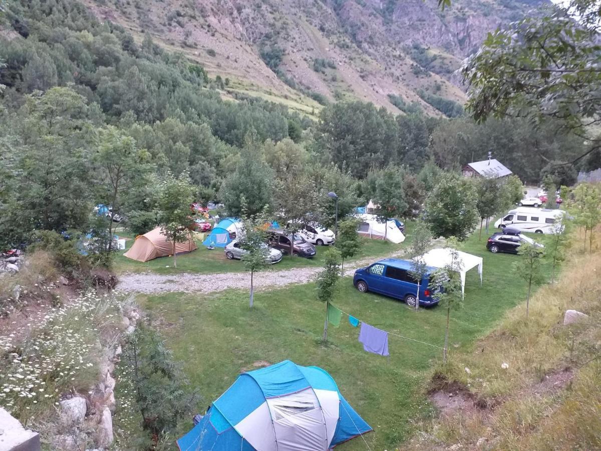 Camping Riu Gelat 호텔 에스포트 외부 사진